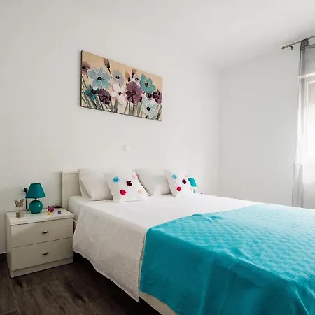 With Parking Space Podstrana, Split - 18173 Apartment